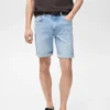Schmal geschnittene Denim-Bermudashorts Schmal geschnittene Denim-Bermudashorts