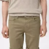 Schmal geschnittene Denim-Bermudashorts Schmal geschnittene Denim-Bermudashorts