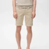Schmal geschnittene Denim-Bermudashorts Schmal geschnittene Denim-Bermudashorts
