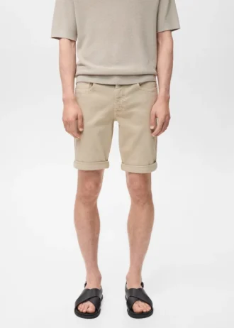 Schmal geschnittene Denim-Bermudashorts Schmal geschnittene Denim-Bermudashorts