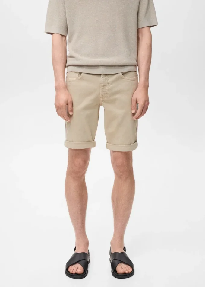 Schmal geschnittene Denim-Bermudashorts Schmal geschnittene Denim-Bermudashorts