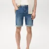 Schmal geschnittene Denim-Bermudashorts Schmal geschnittene Denim-Bermudashorts