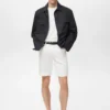 Schmal geschnittene Denim-Bermudashorts Schmal geschnittene Denim-Bermudashorts