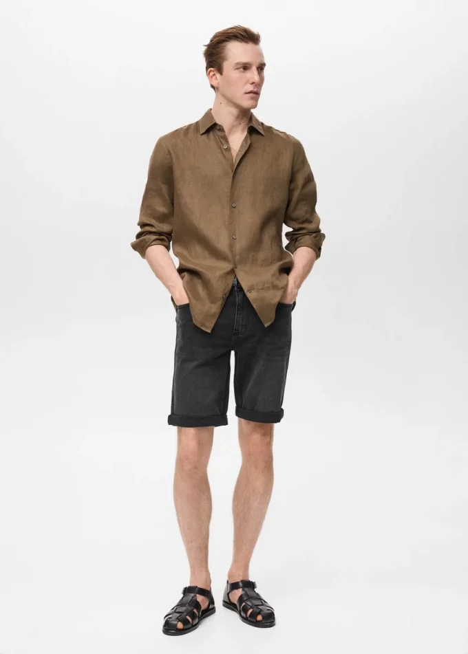 Schmal geschnittene Denim-Bermudashorts Schmal geschnittene Denim-Bermudashorts