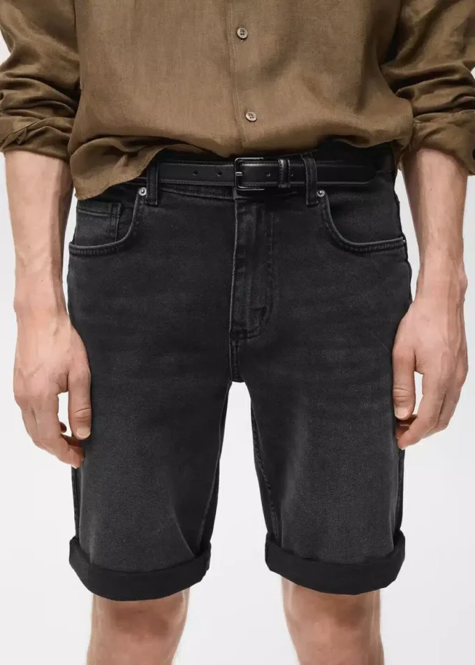 Schmal geschnittene Denim-Bermudashorts Schmal geschnittene Denim-Bermudashorts