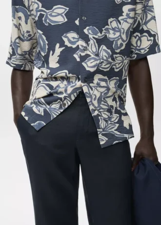 Schmal geschnittene Hose aus 100 % Leinen