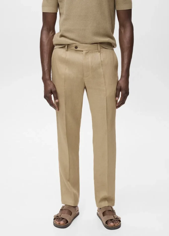 Schmal geschnittene Hose aus 100 % Leinen Schmal geschnittene Hose aus 100 % Leinen