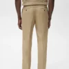 Schmal geschnittene Hose aus 100 % Leinen Schmal geschnittene Hose aus 100 % Leinen