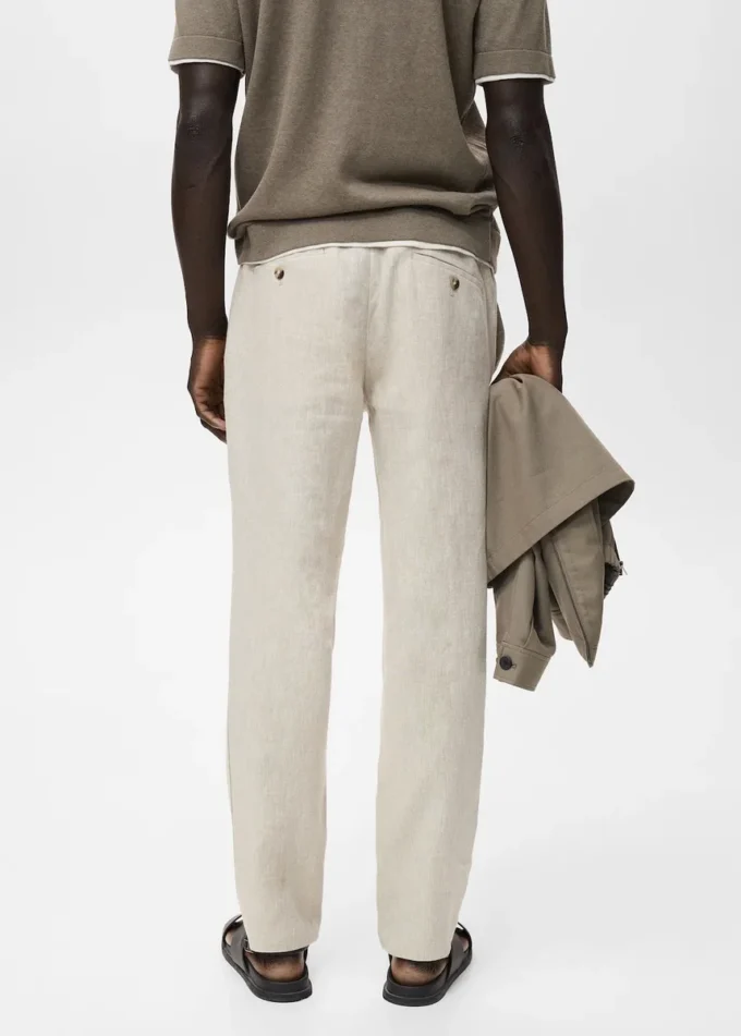 Schmal geschnittene Hose aus 100 % Leinen Schmal geschnittene Hose aus 100 % Leinen