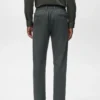 Schmal geschnittene Hose aus Stretchmaterial mit Kordelzug Schmal geschnittene Hose aus Stretchmaterial mit Kordelzug