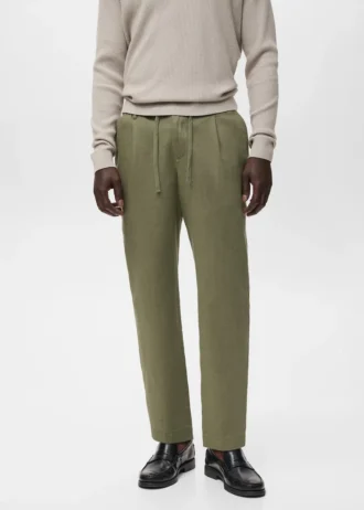 Schmal geschnittene Hose mit Kordelzug