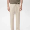 Schmal geschnittene Hose mit Kordelzug Schmal geschnittene Hose mit Kordelzug