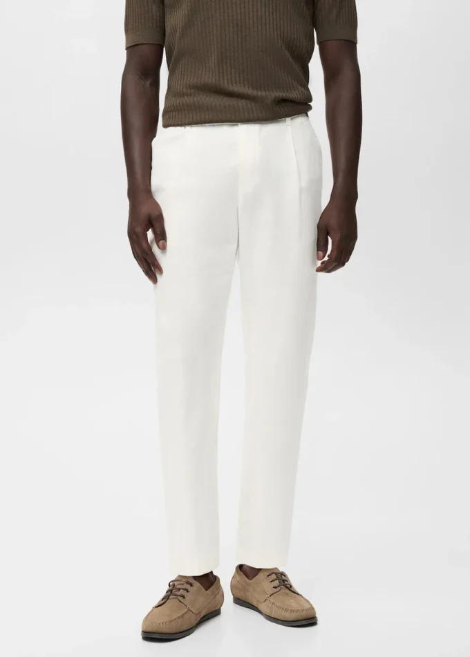Schmal geschnittene Hose mit Kordelzug Schmal geschnittene Hose mit Kordelzug