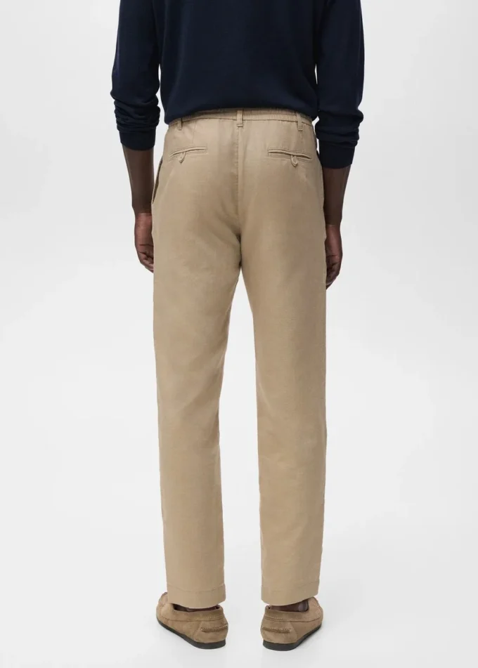 Schmal geschnittene Hose mit Kordelzug Schmal geschnittene Hose mit Kordelzug