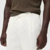 Schmal geschnittene Hose mit Kordelzug Schmal geschnittene Hose mit Kordelzug