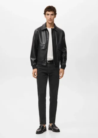 Schmal geschnittene schwarze Jan-Jeans