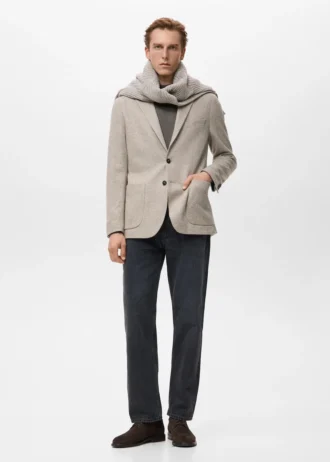 Schmal geschnittener Blazer aus melierter Wolle