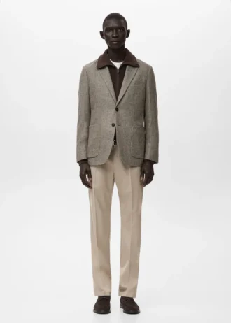Schmal geschnittener Blazer aus Wollmischung