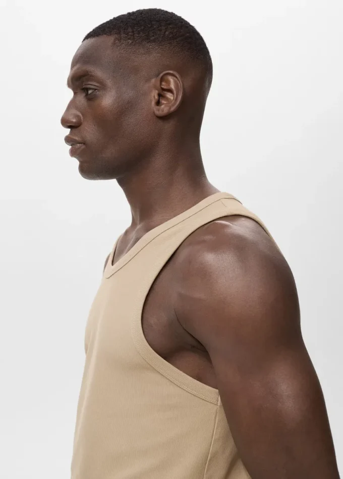 Schmal geschnittenes, geripptes Tanktop Schmal geschnittenes, geripptes Tanktop