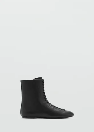 Schnürbare Lederstiefeletten