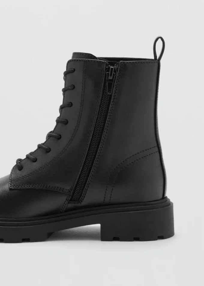 Schnürbare Lederstiefeletten Schnürbare Lederstiefeletten