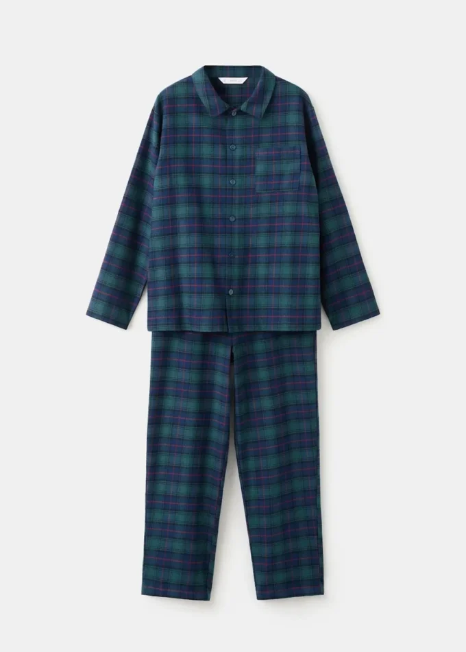 Set aus langen Pyjamas mit Karomuster Set aus langen Pyjamas mit Karomuster