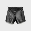 Shorts in Lederoptik