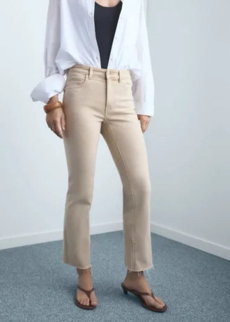 Sienna-Jeans mit ausgestelltem Bein und verkürzter Länge