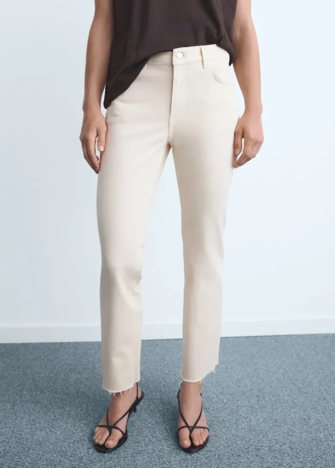 Sienna-Jeans mit ausgestelltem Bein und verkürzter Länge