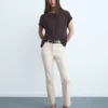 Sienna-Jeans mit ausgestelltem Bein und verkürzter Länge