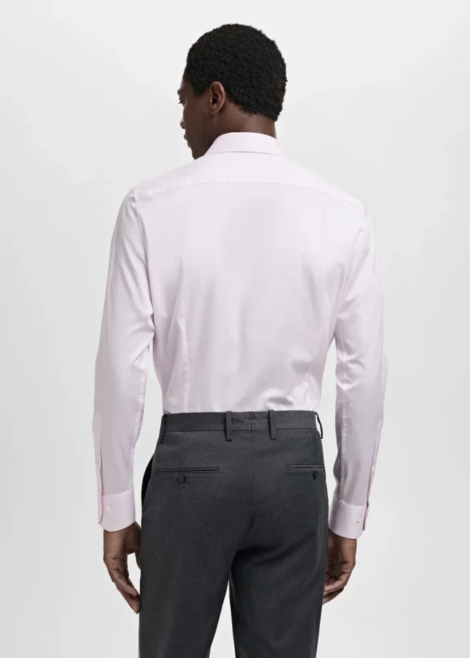Slim Fit Anzughemd aus 100 % Baumwolle Slim Fit Anzughemd aus 100 % Baumwolle