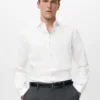 Slim-Fit-Hemd aus 100 % Baumwolle