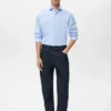 Slim-Fit-Hemd aus 100 % Baumwolle Slim-Fit-Hemd aus 100 % Baumwolle