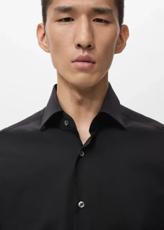 Slim-Fit-Hemd aus 100 % Baumwolle