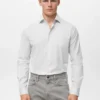 Slim-Fit-Hemd aus 100 % Baumwolle mit Streifenmuster