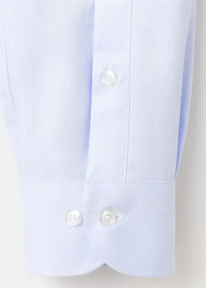 Slim Fit-Hemd aus Twill Slim Fit-Hemd aus Twill