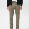 Slim-Fit-Hose aus Cord