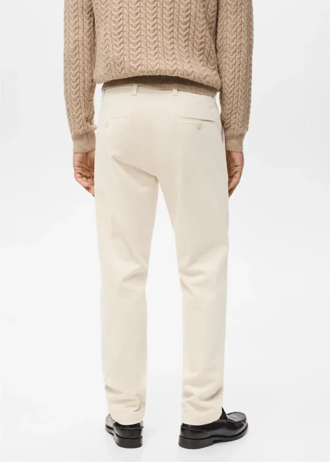 Slim-Fit-Hose aus Cord Slim-Fit-Hose aus Cord