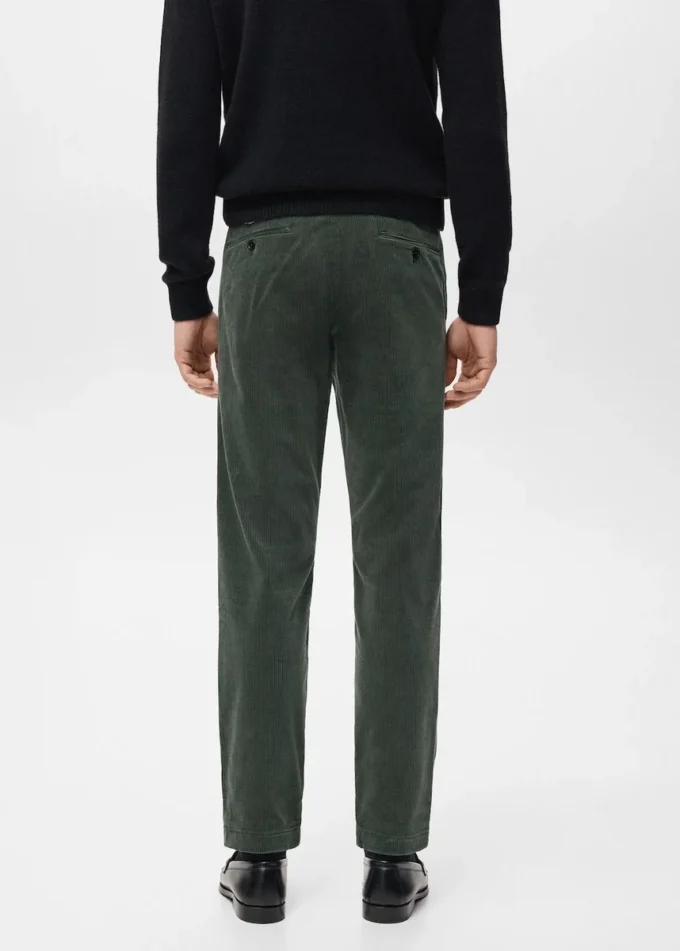 Slim-Fit-Hose aus Cord Slim-Fit-Hose aus Cord