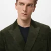 Slim-Fit-Jacke aus Cord mit doppelter Knopfleiste Slim-Fit-Jacke aus Cord mit doppelter Knopfleiste