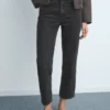 Slim-Fit-Jeans mit hoher Taille