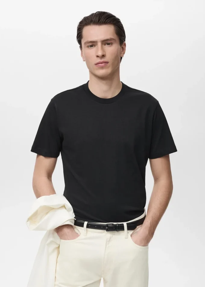 Slim-Fit-T-Shirt aus 100 % Baumwolle Slim-Fit-T-Shirt aus 100 % Baumwolle