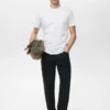 Slim-Fit-T-Shirt aus 100 % Baumwolle Slim-Fit-T-Shirt aus 100 % Baumwolle