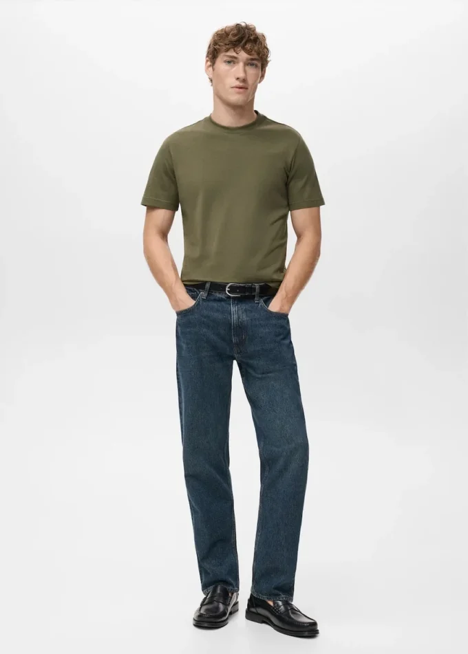 Slim-Fit-T-Shirt aus 100 % Baumwolle Slim-Fit-T-Shirt aus 100 % Baumwolle