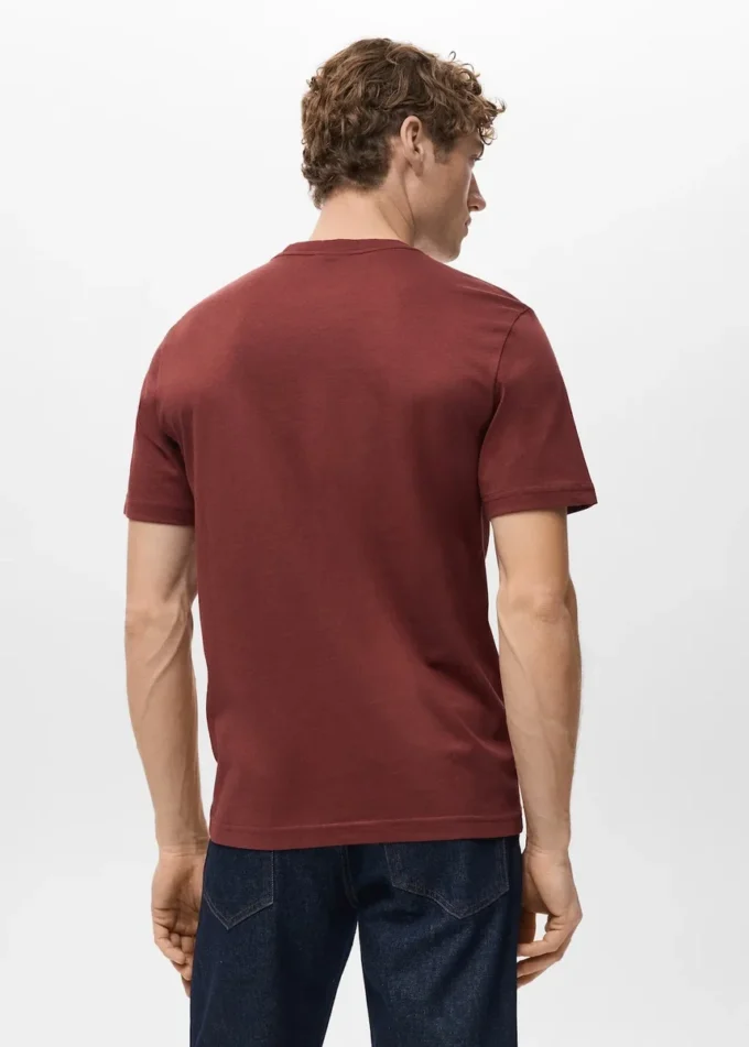 Slim-Fit-T-Shirt aus 100 % Baumwolle Slim-Fit-T-Shirt aus 100 % Baumwolle
