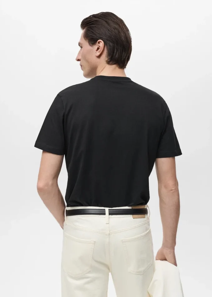 Slim-Fit-T-Shirt aus 100 % Baumwolle Slim-Fit-T-Shirt aus 100 % Baumwolle