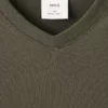 Slim Fit T-Shirt aus 100 % Baumwolle mit V-Ausschnitt Slim Fit T-Shirt aus 100 % Baumwolle mit V-Ausschnitt