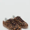 Sneakers aus Leopardenleder Sneakers aus Leopardenleder
