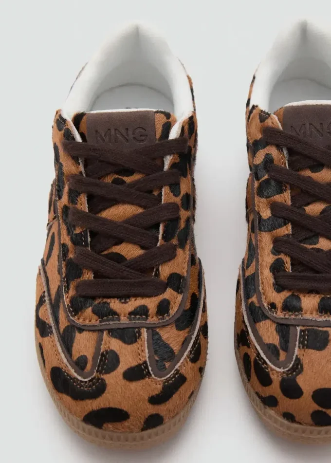 Sneakers aus Leopardenleder Sneakers aus Leopardenleder