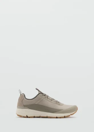 Sneakers mit VIBRAM®-Sohle